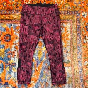 Lululemon pace rival, sz 6, excellent condition